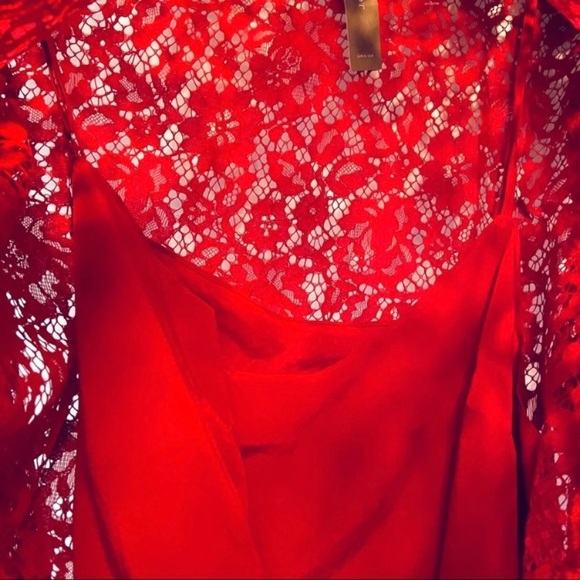 NWT J. Crew Mockneck Top in Red Floral Lace - Picture 9 of 11